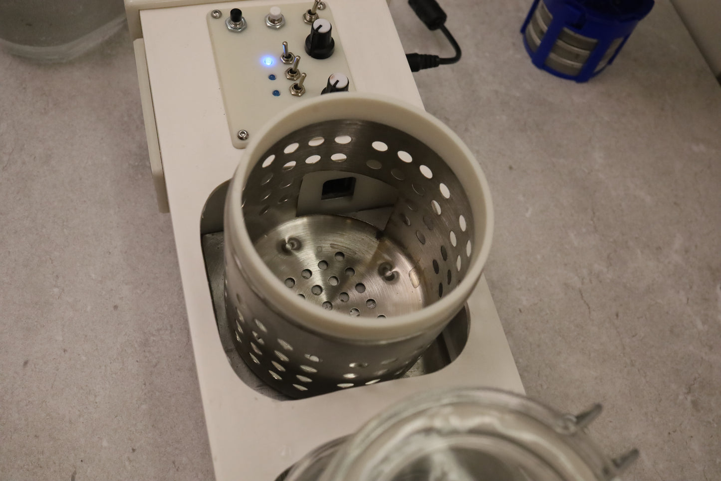 Hot air output to dry watch parts after the celeaning cycle